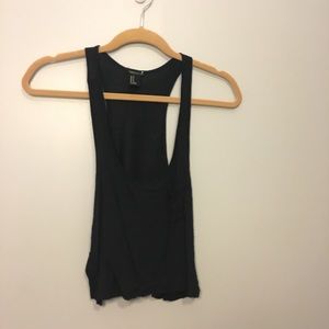 cropped black workout shirt